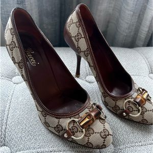 Gucci Heels - Vintage